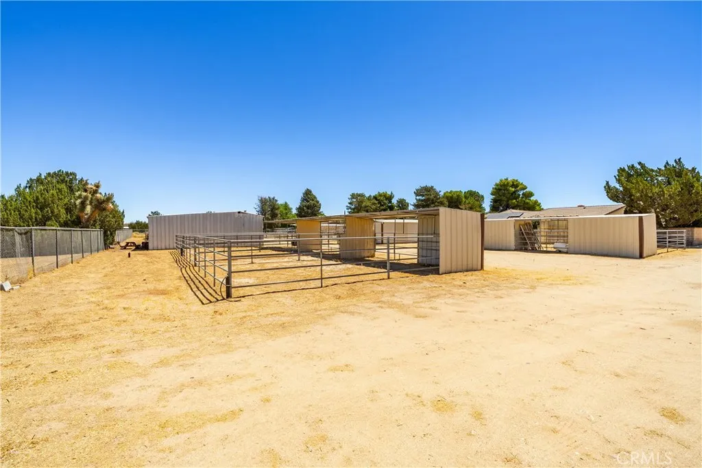 main property photo 67
