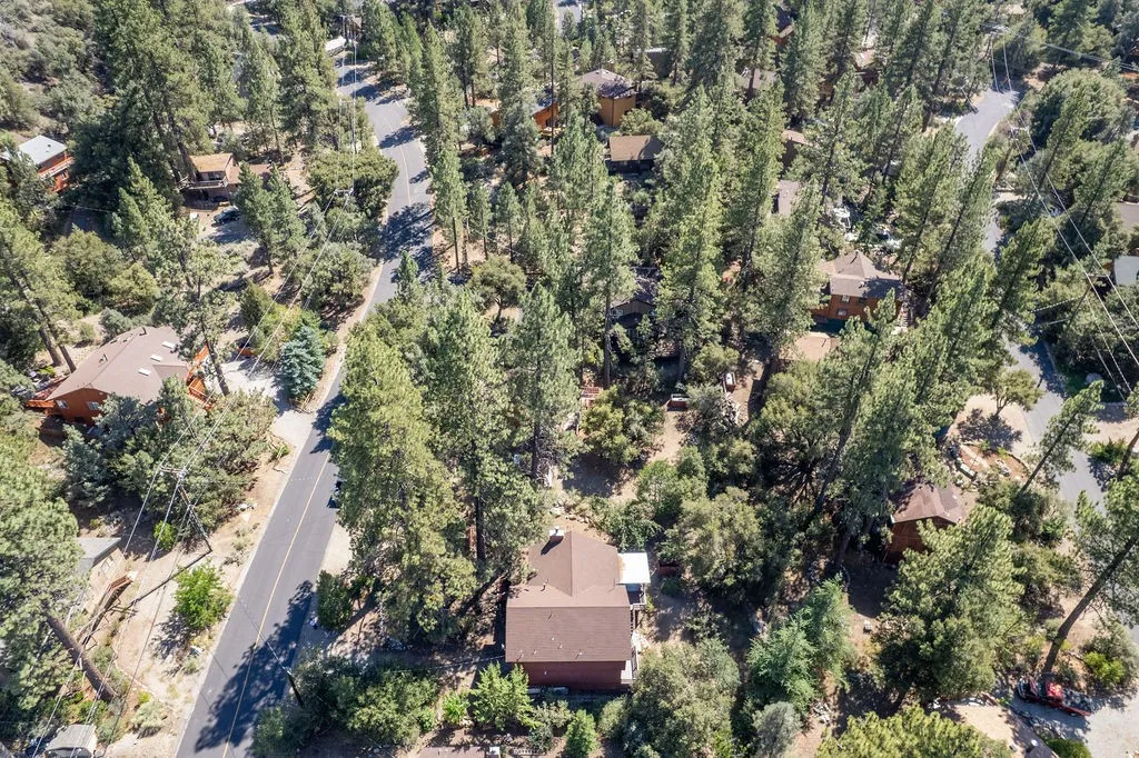 main property photo 51