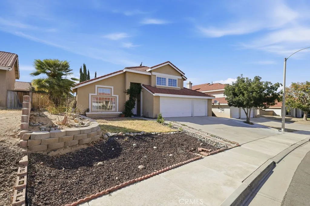 main property photo 3