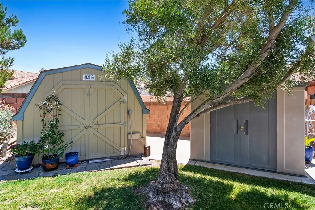 main property photo 45