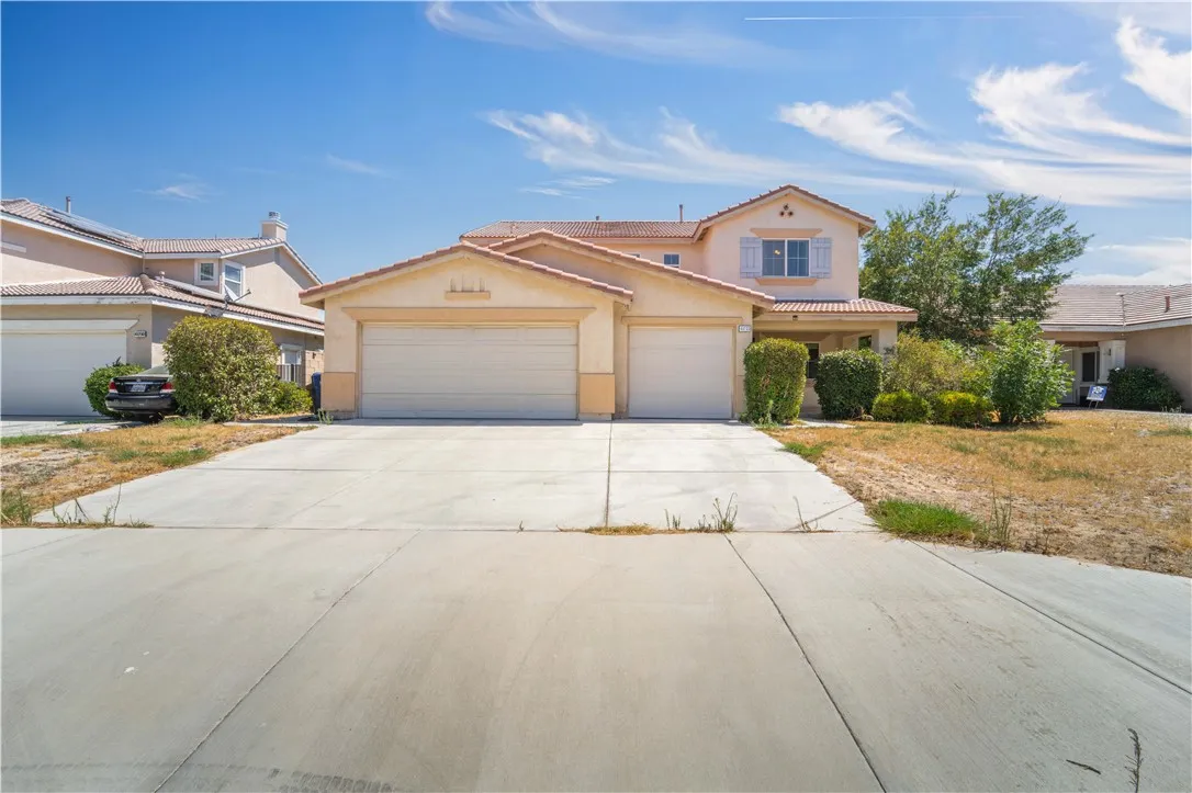 main property photo 10