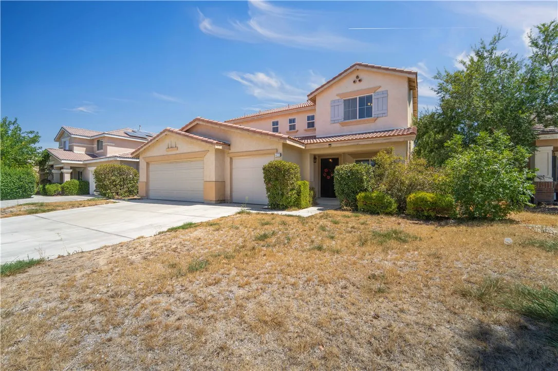 main property photo 9