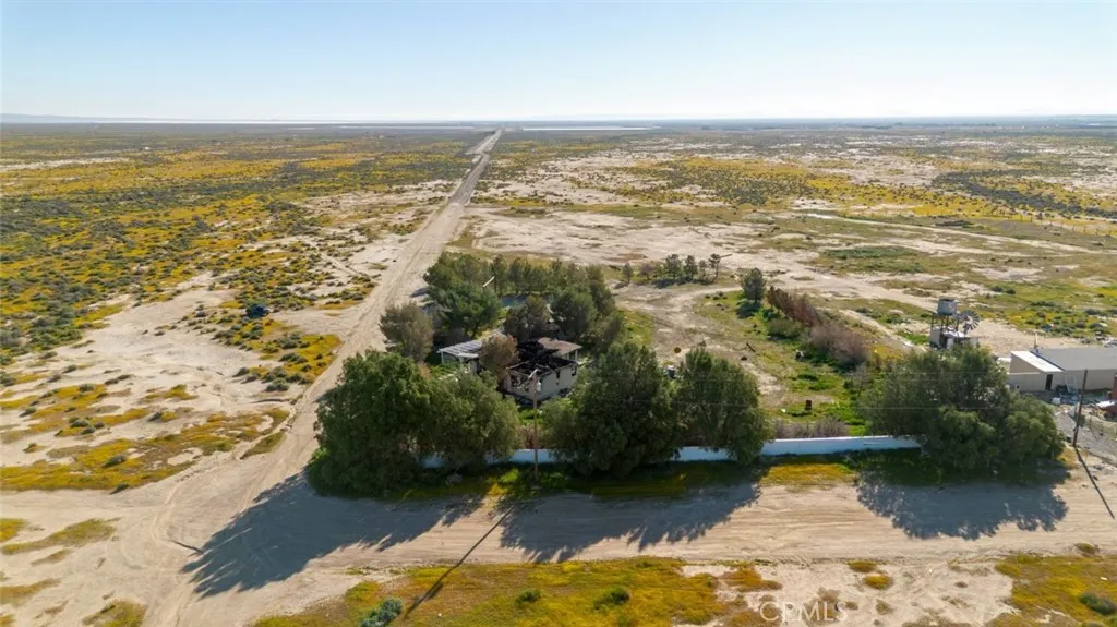 main property photo 32
