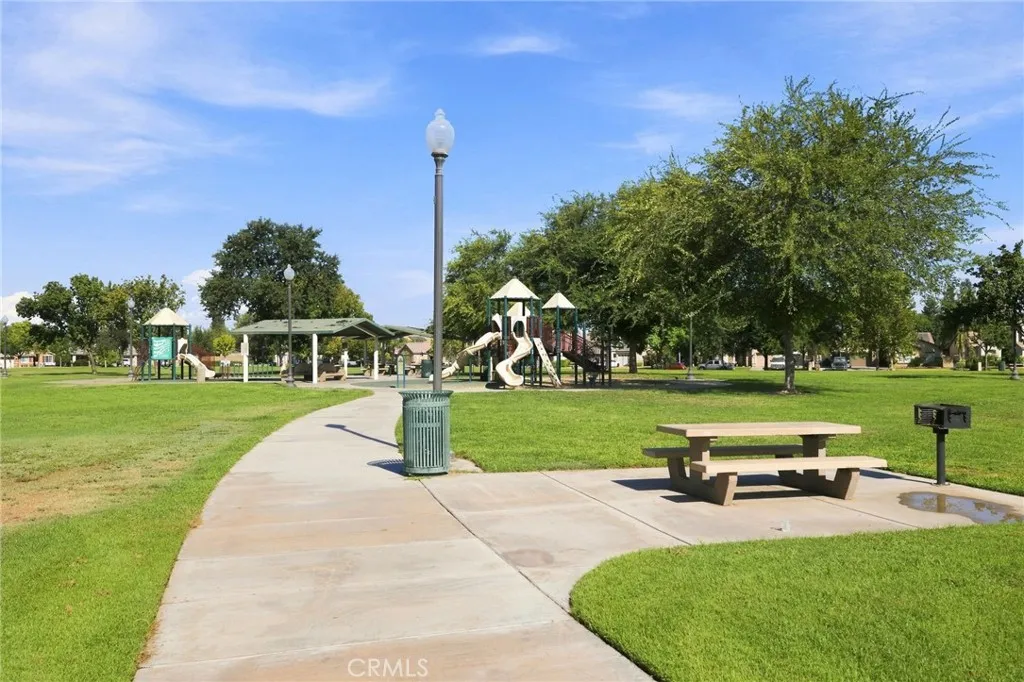 main property photo 45