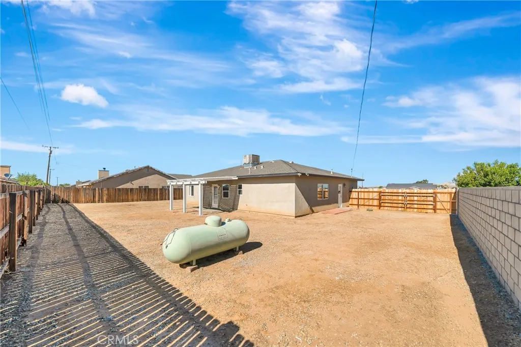 main property photo 32