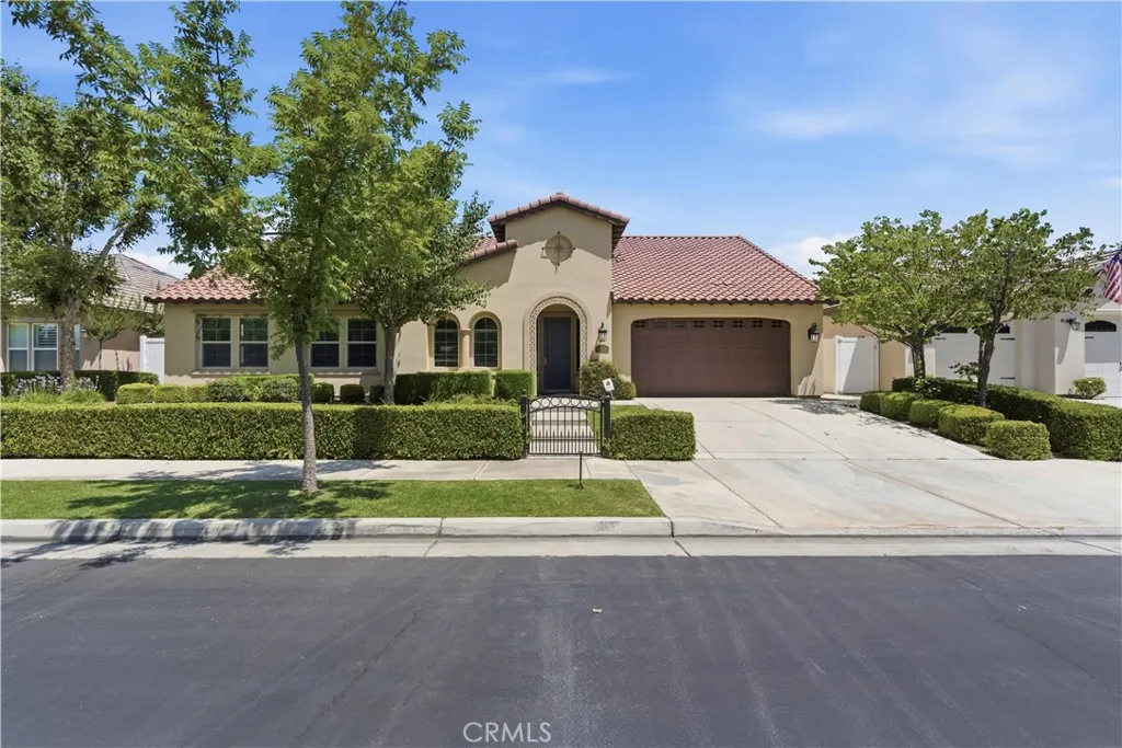 main property photo 1