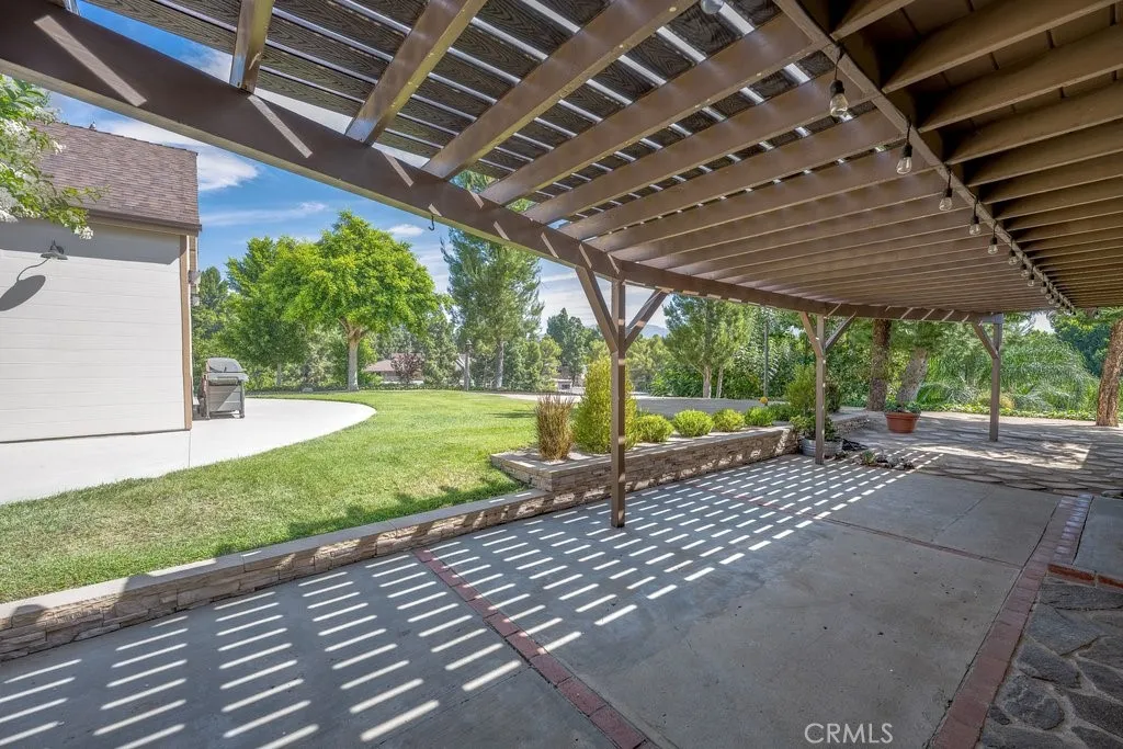 main property photo 47