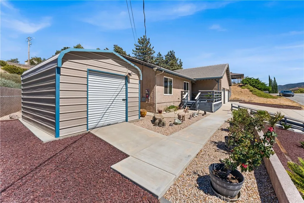 main property photo 45