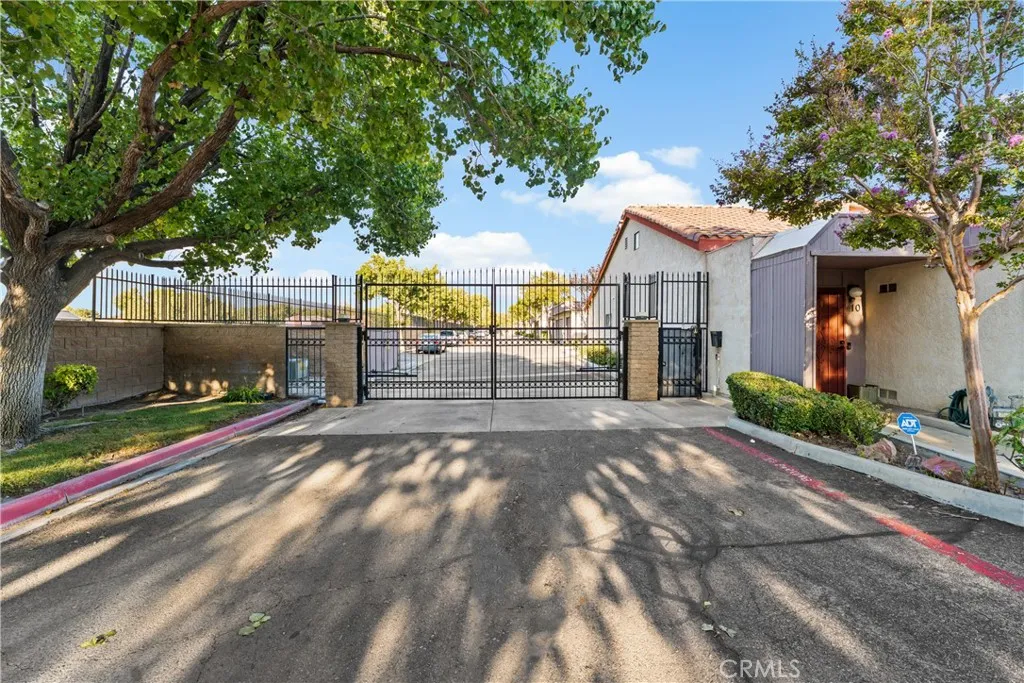 main property photo 31