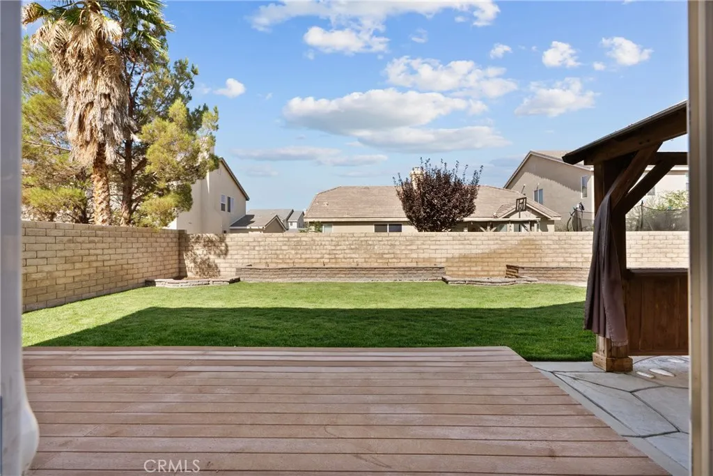 main property photo 23