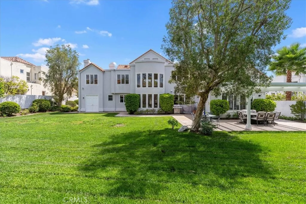 main property photo 45