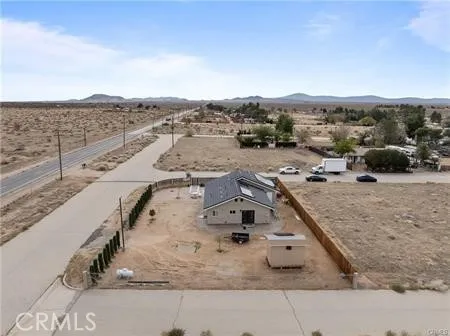 main property photo 5