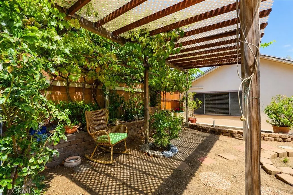 main property photo 50