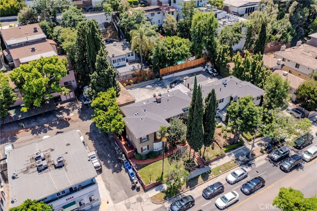 main property photo 12
