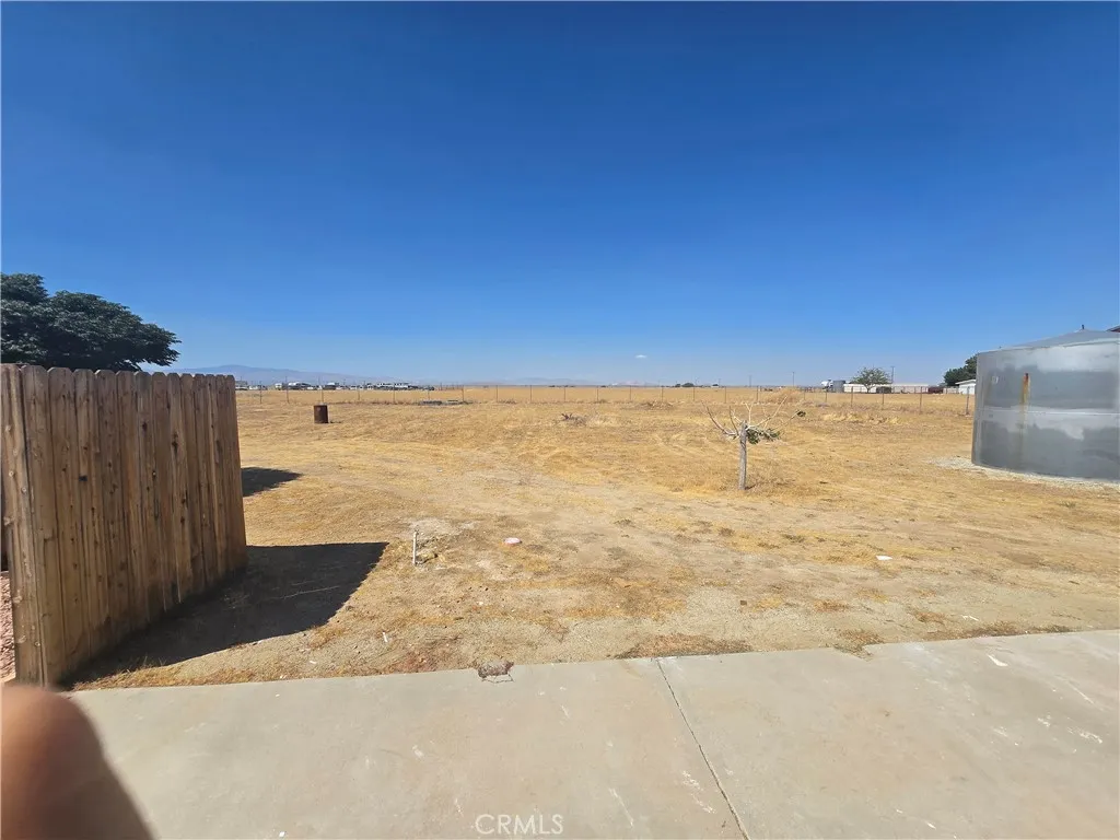 main property photo 37