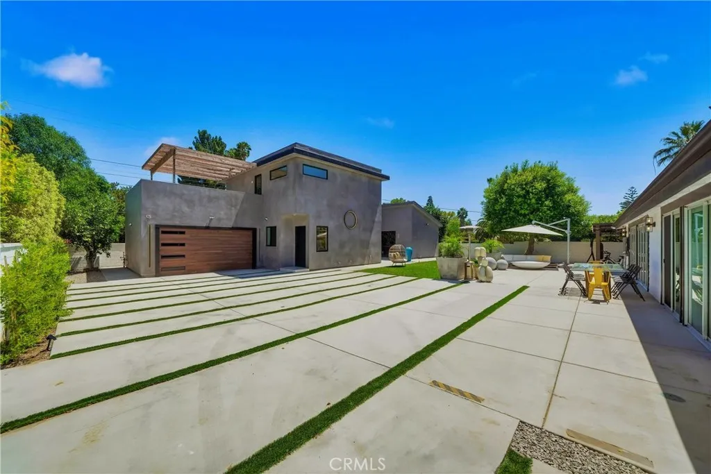 main property photo 73