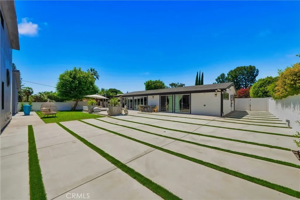 main property photo 74