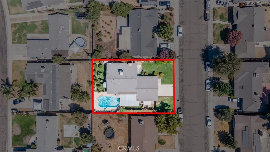 main property photo 35