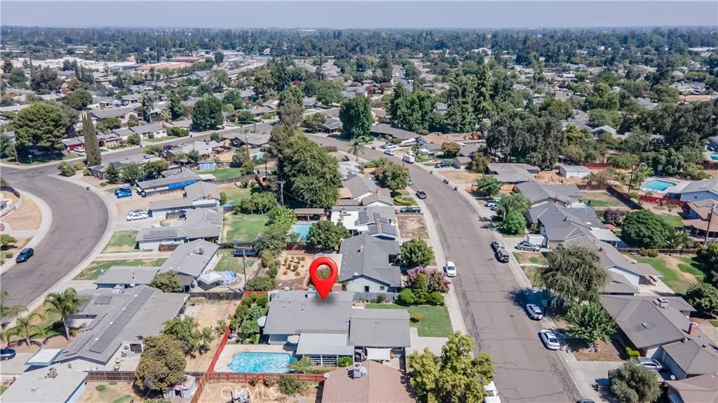 main property photo 46