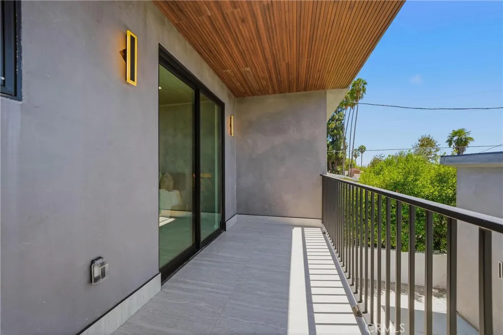 main property photo 59