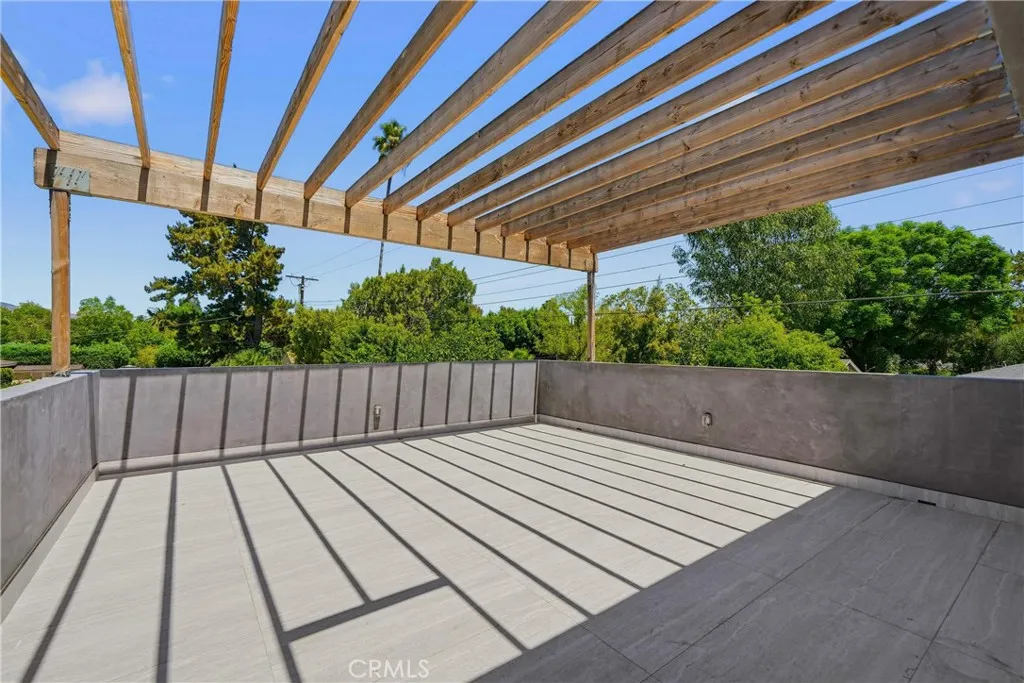 main property photo 64