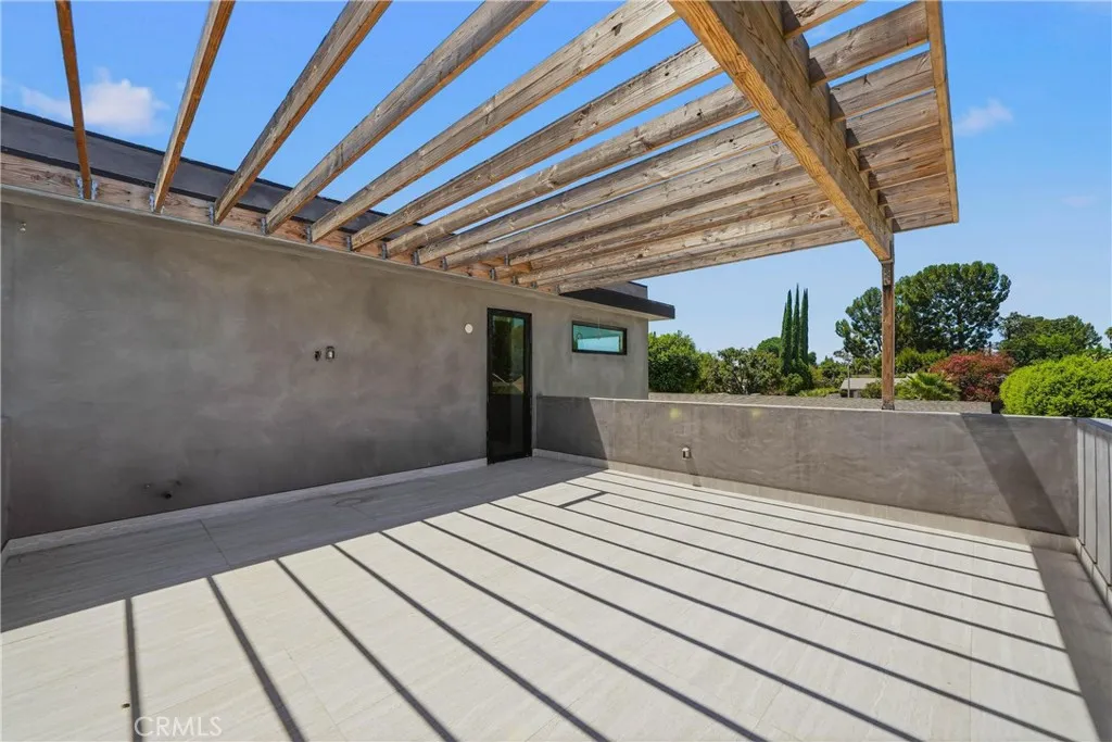 main property photo 65