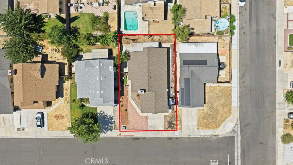 main property photo 23