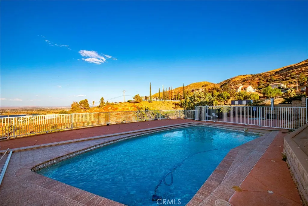 main property photo 50