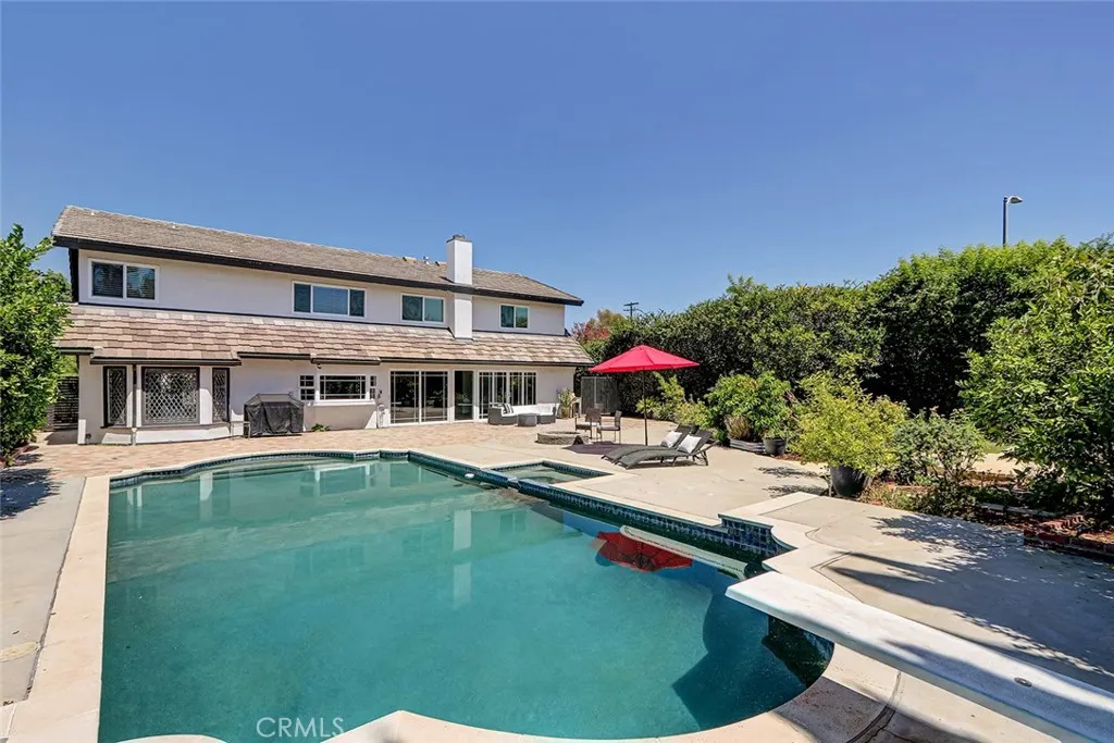 main property photo 50