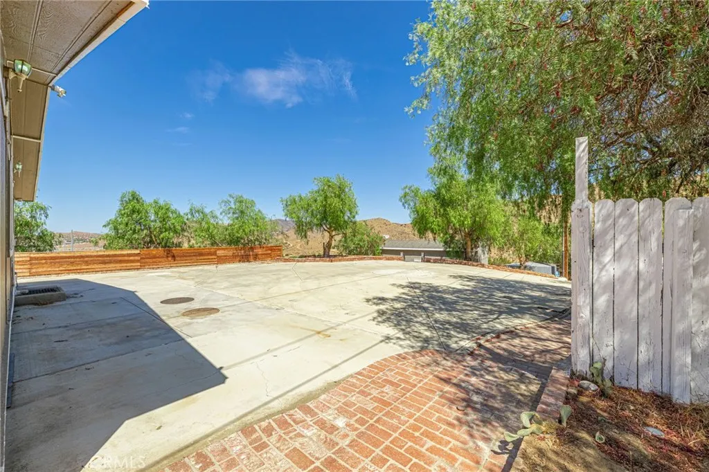main property photo 69