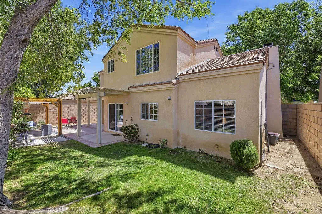 main property photo 18