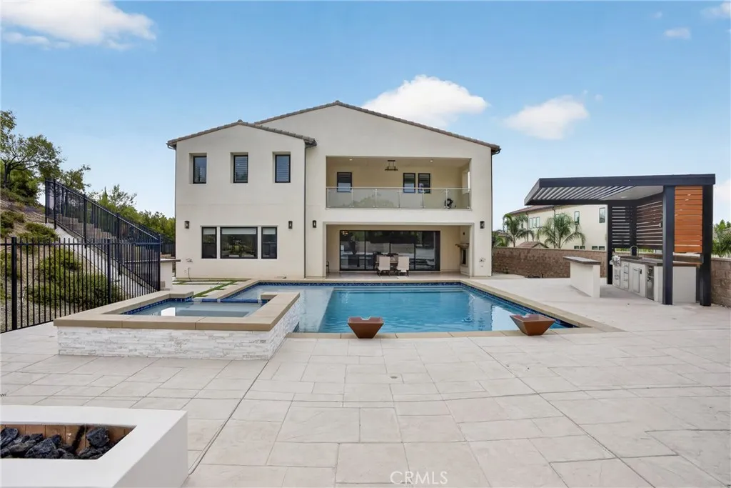 main property photo 58