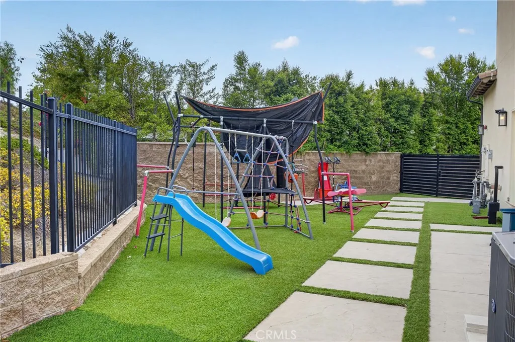 main property photo 66