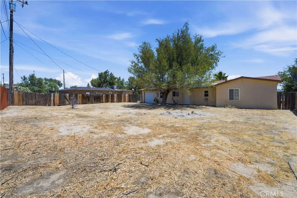 main property photo 13