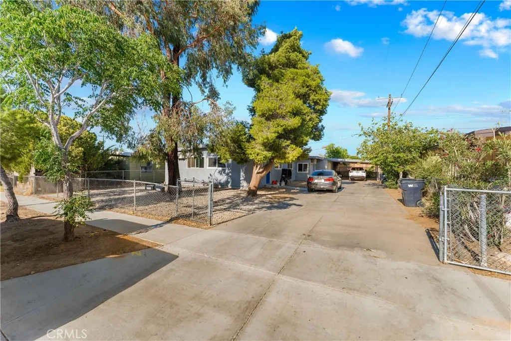 main property photo 33