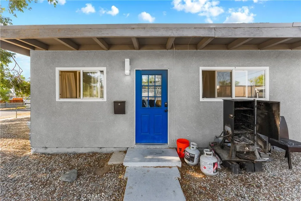 main property photo 6