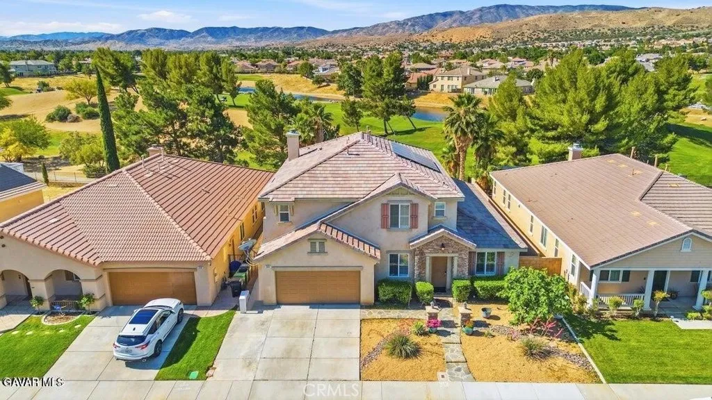 main property photo 11