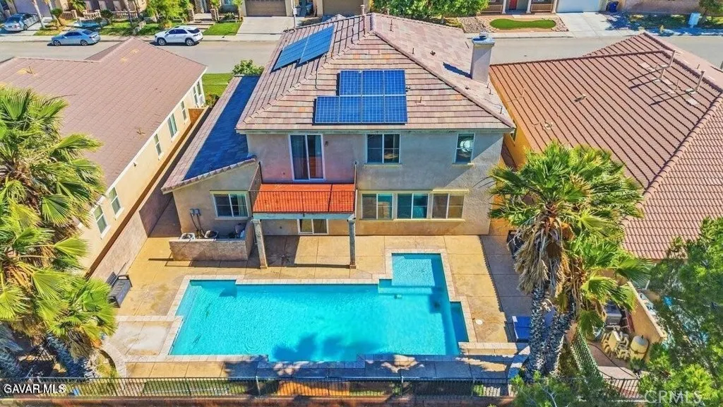main property photo 12