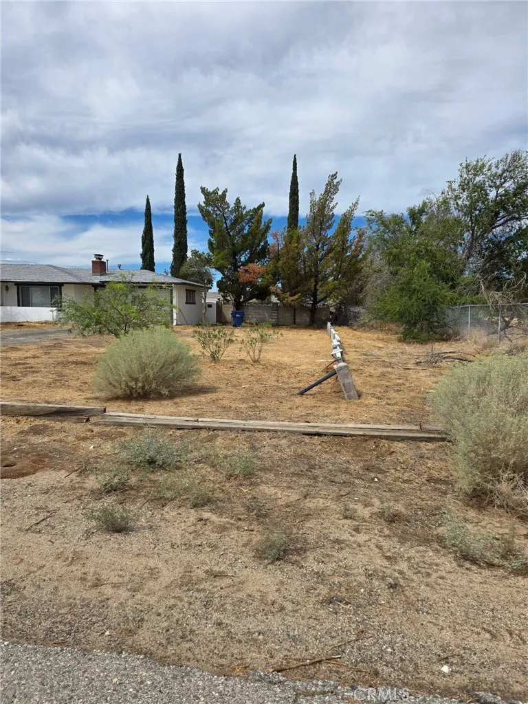 main property photo 12