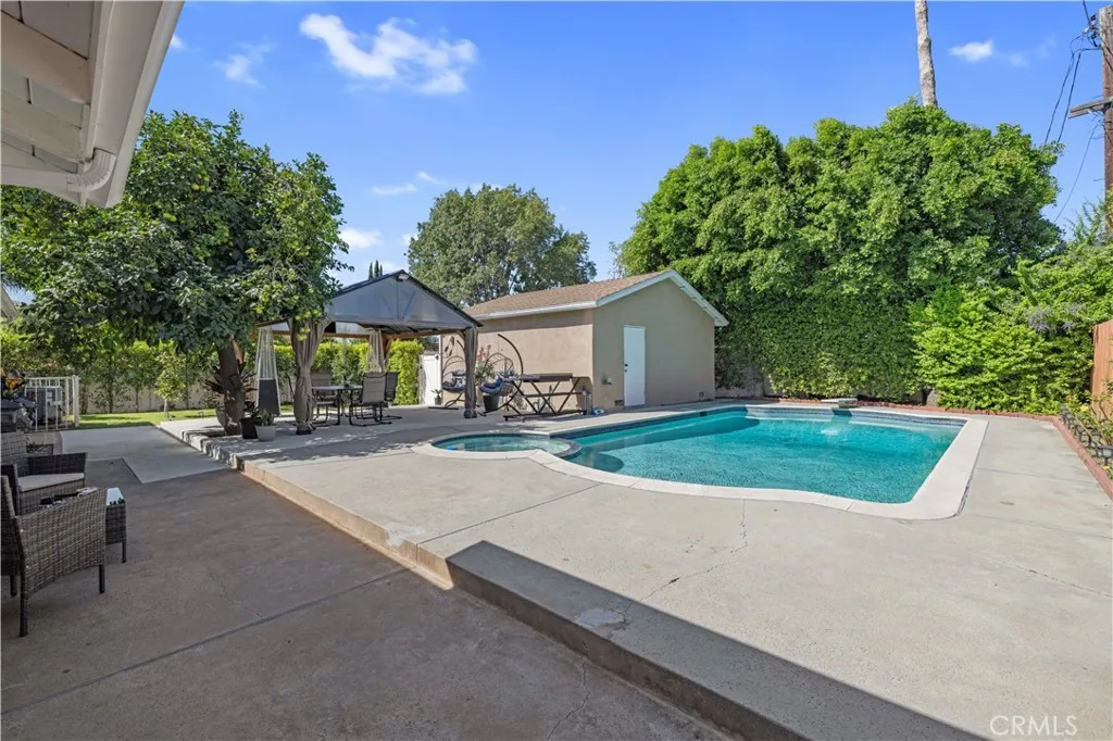 main property photo 53