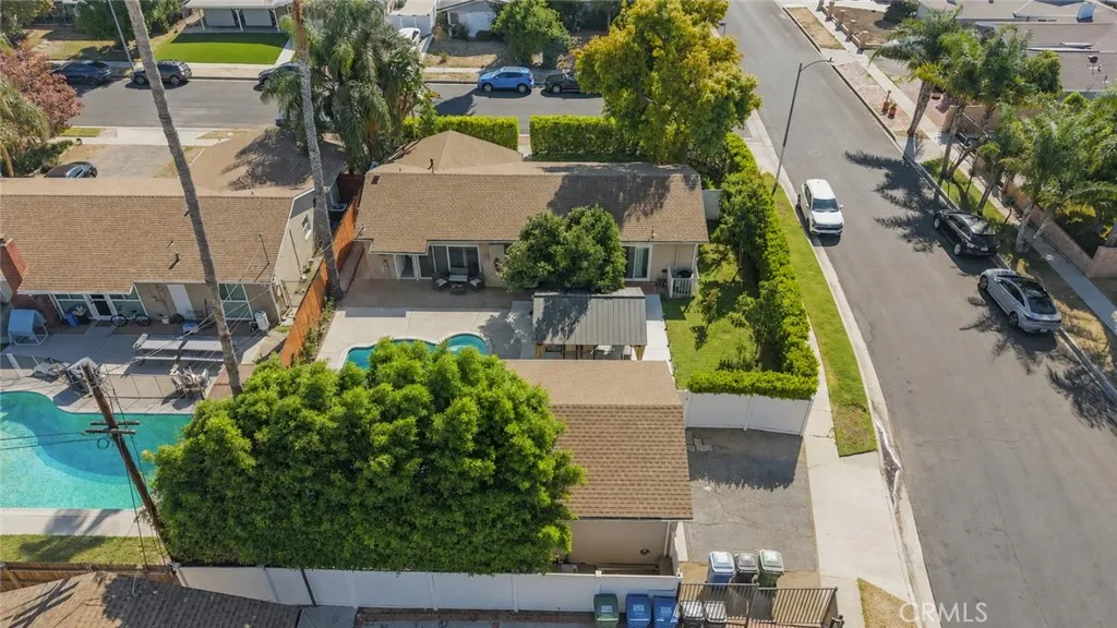 main property photo 58