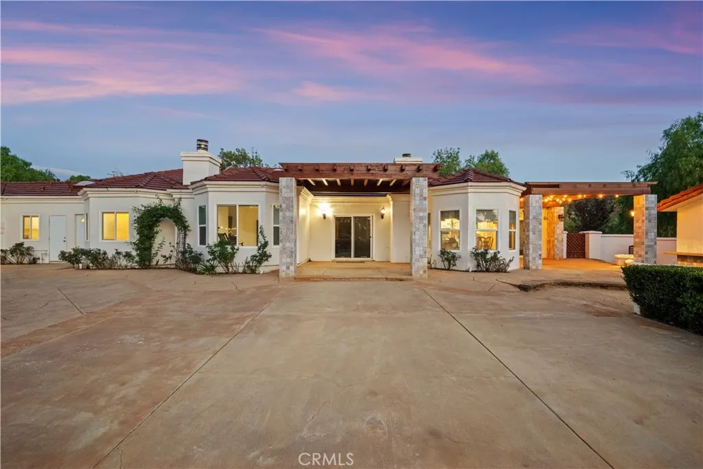 main property photo 5