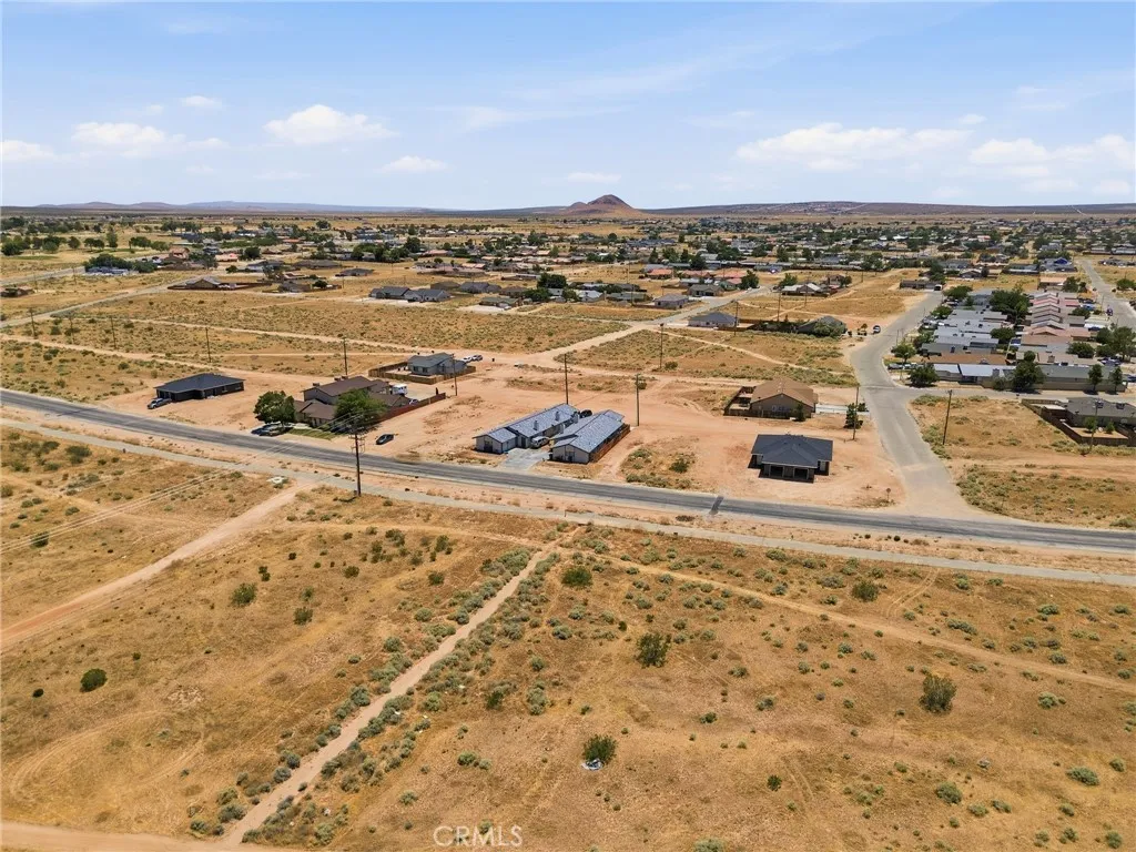 main property photo 27