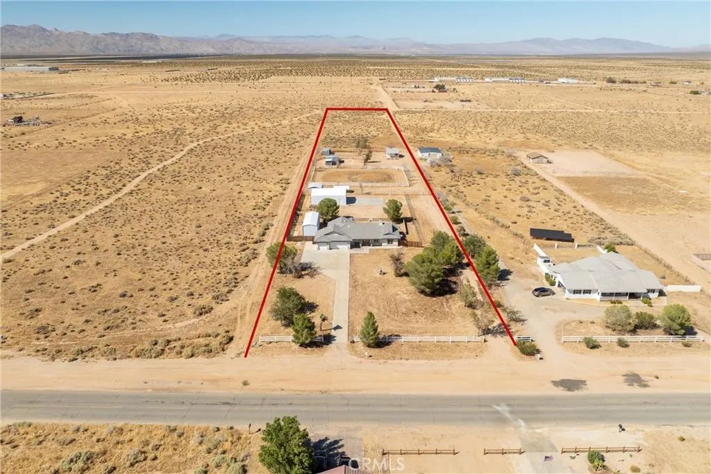 main property photo 43