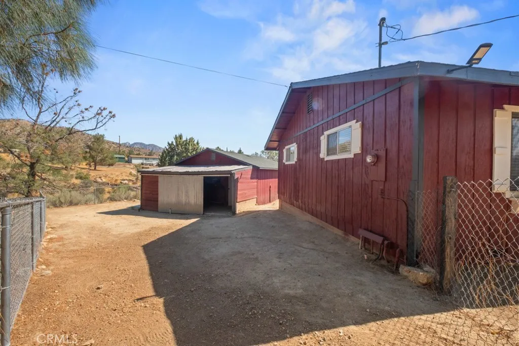 main property photo 27