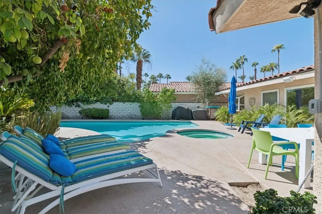 main property photo 29