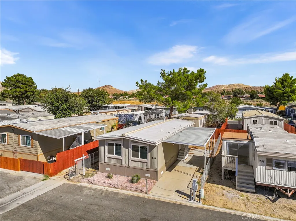 main property photo 34