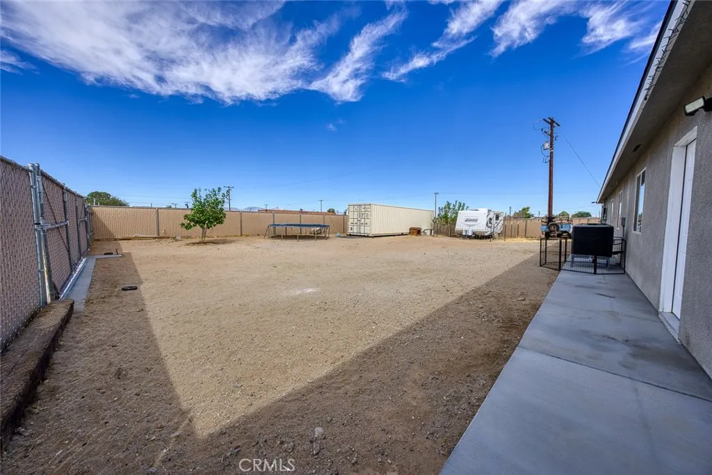 main property photo 26