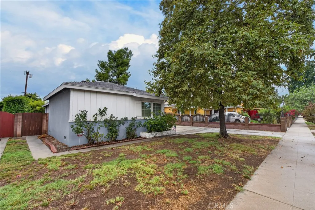 main property photo 7