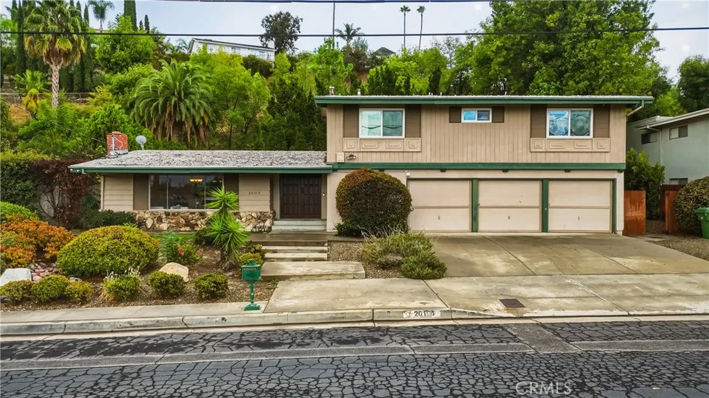main property photo 67